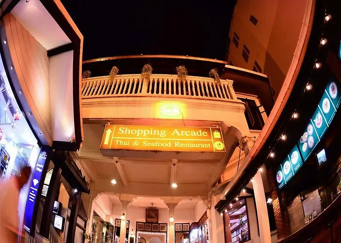 西隆村旅店 酒店 曼谷