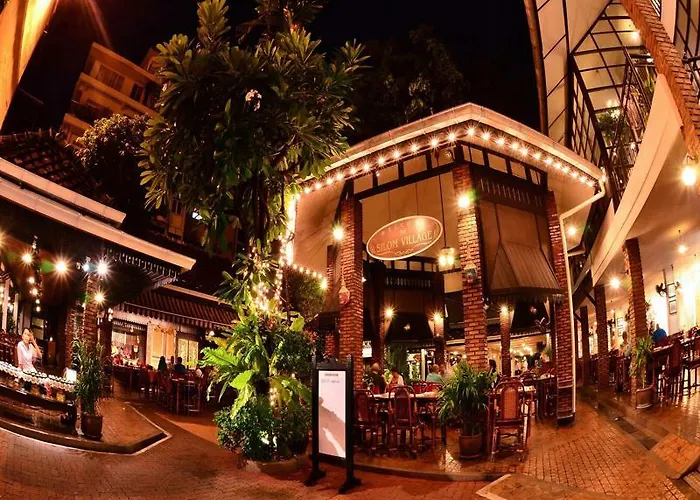 西隆村旅店 酒店 曼谷